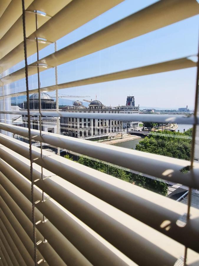 Calla 1 - Modern & Cozy Main Square Apartment In The City Shopping Center - Parking Slot With Parking Security Üsküp Dış mekan fotoğraf