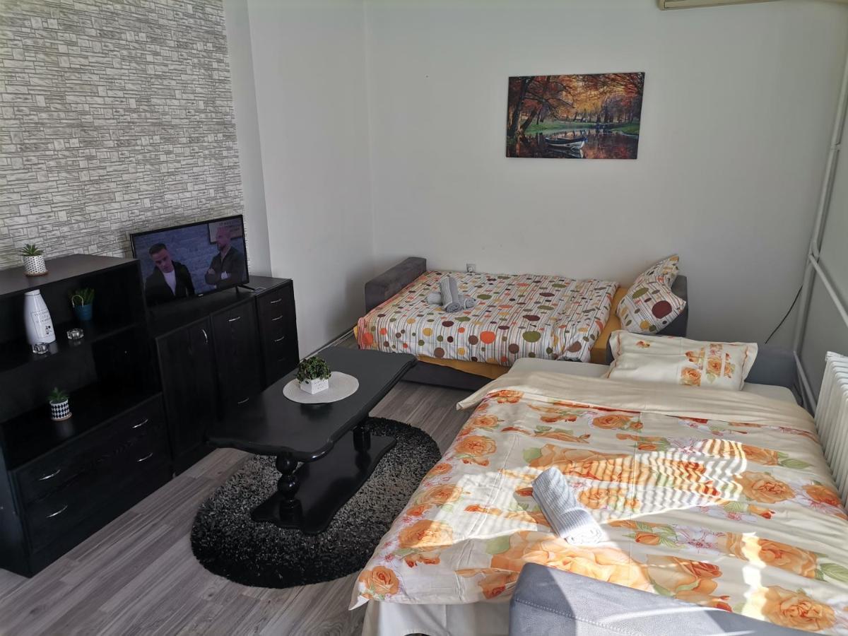 Calla 1 - Modern & Cozy Main Square Apartment In The City Shopping Center - Parking Slot With Parking Security Üsküp Dış mekan fotoğraf