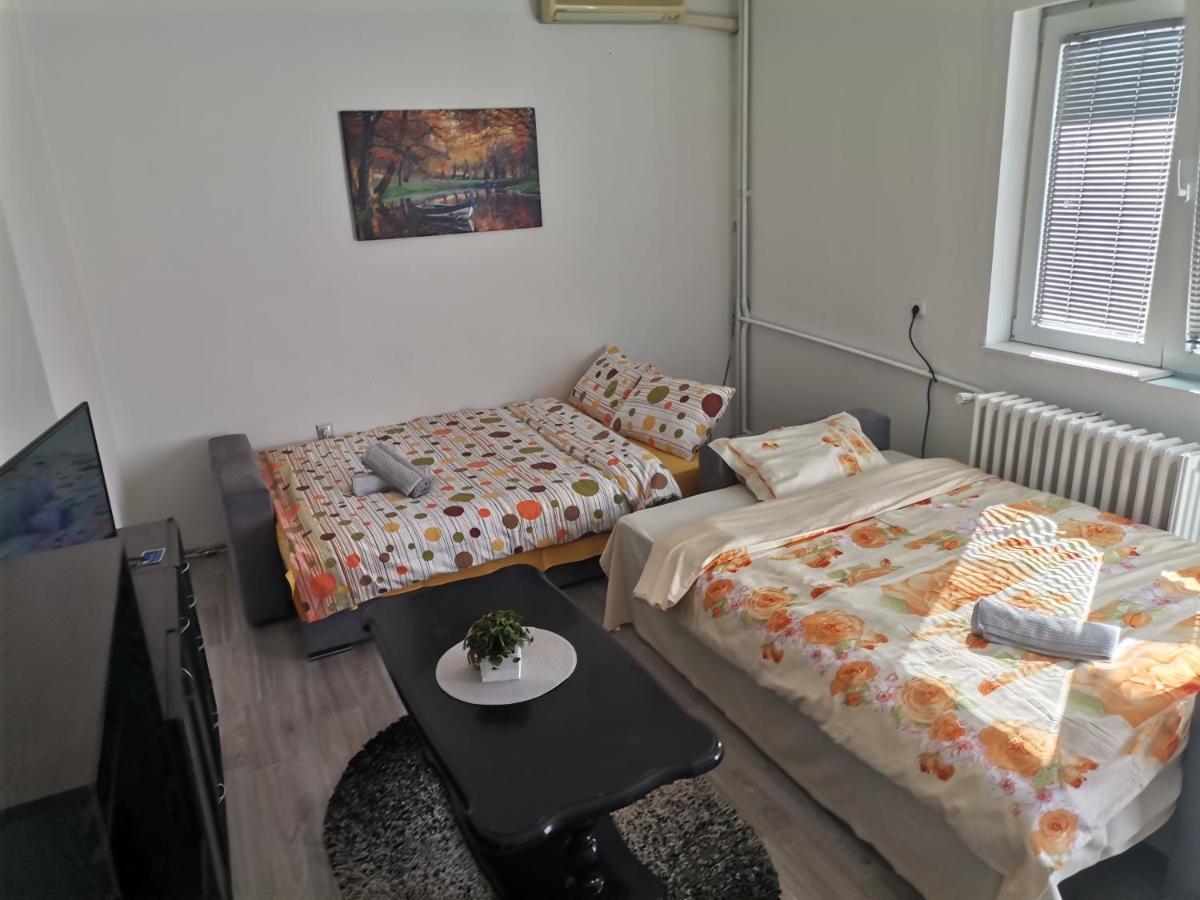 Calla 1 - Modern & Cozy Main Square Apartment In The City Shopping Center - Parking Slot With Parking Security Üsküp Dış mekan fotoğraf